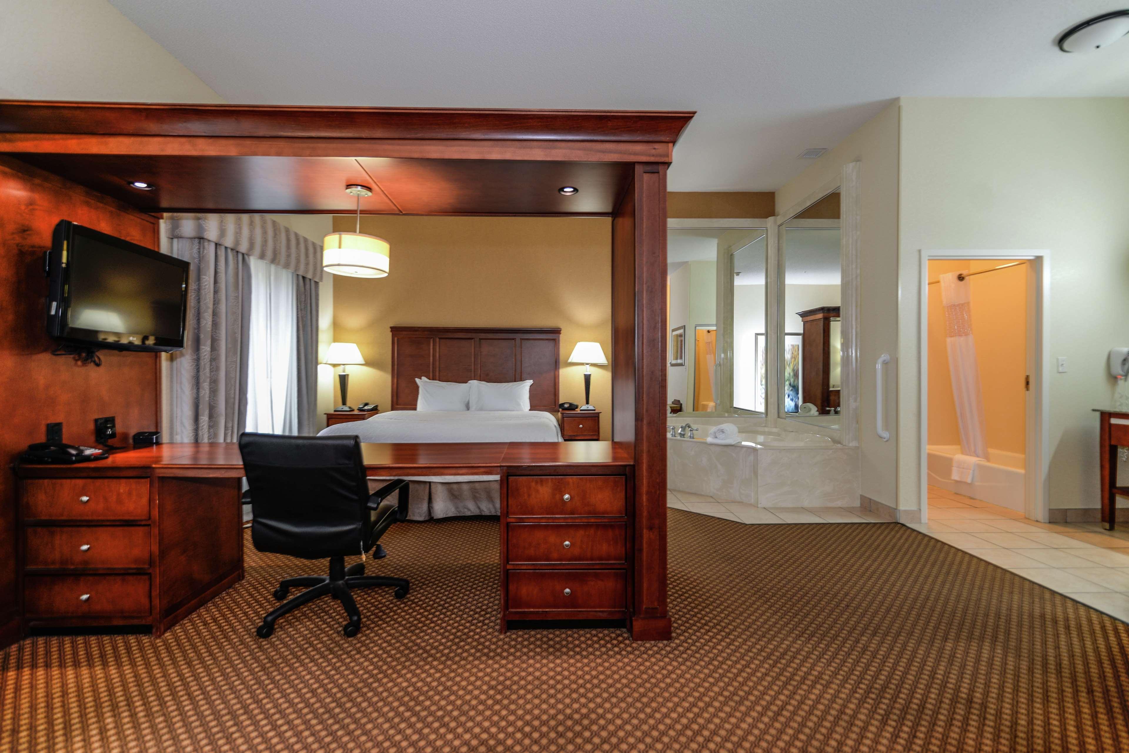 Hampton Inn&Suites Detroit/Chesterfield Exterior foto